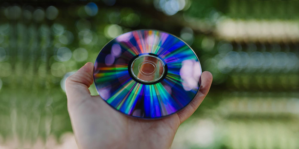 DVD愛好者必見！DVDに傷がつく原因と修復方法～最善策まとめ